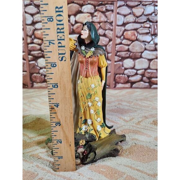 Land of the Dragons-Woodland Sorceress K014-collectible figurine - Picture 8 of 9